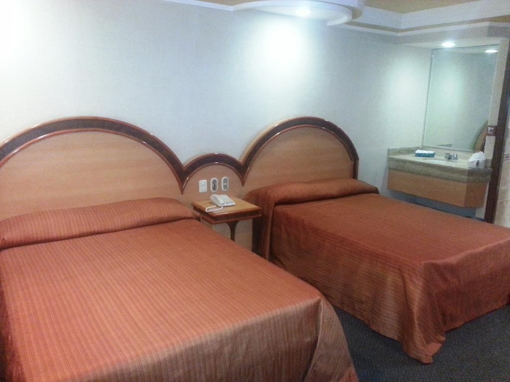 Hotel Los Reyes La Paz Room photo