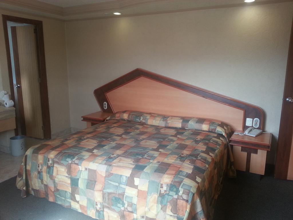 Hotel Los Reyes La Paz Room photo